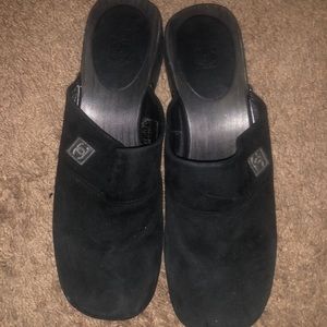 Authentic Chanel clogs size 40 US 10